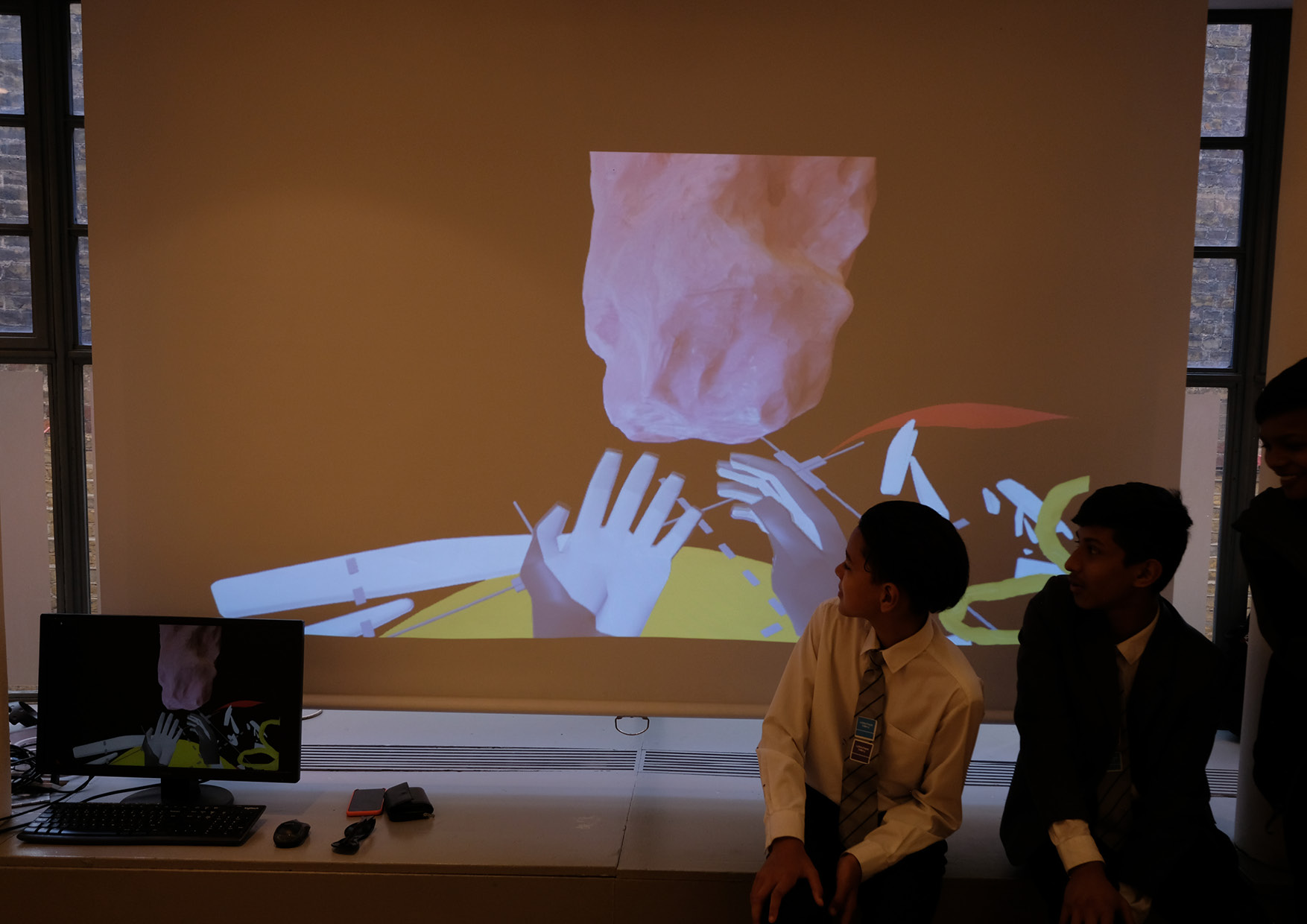 Drawing Without Walls